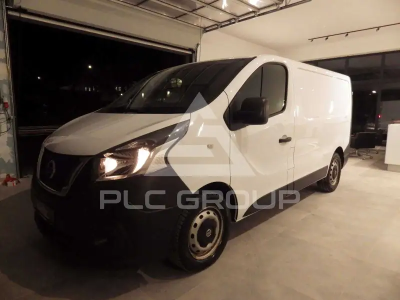 2017 Nissan NV 300