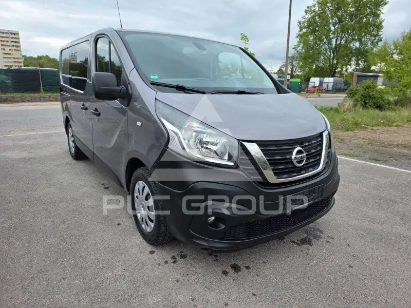 2017 Nissan NV 300