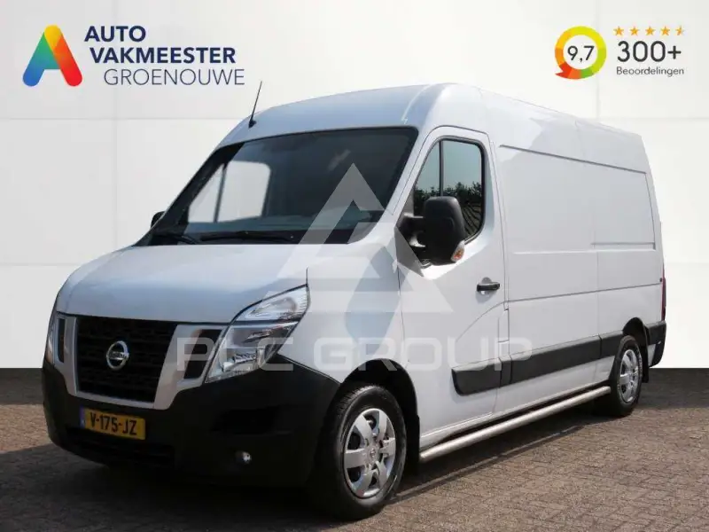 2017 Nissan NV 400