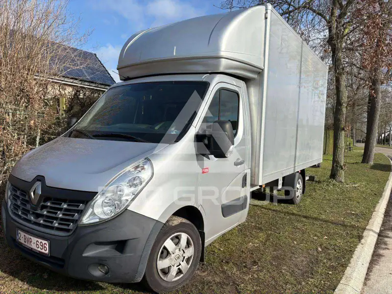 2017 Nissan NV 400
