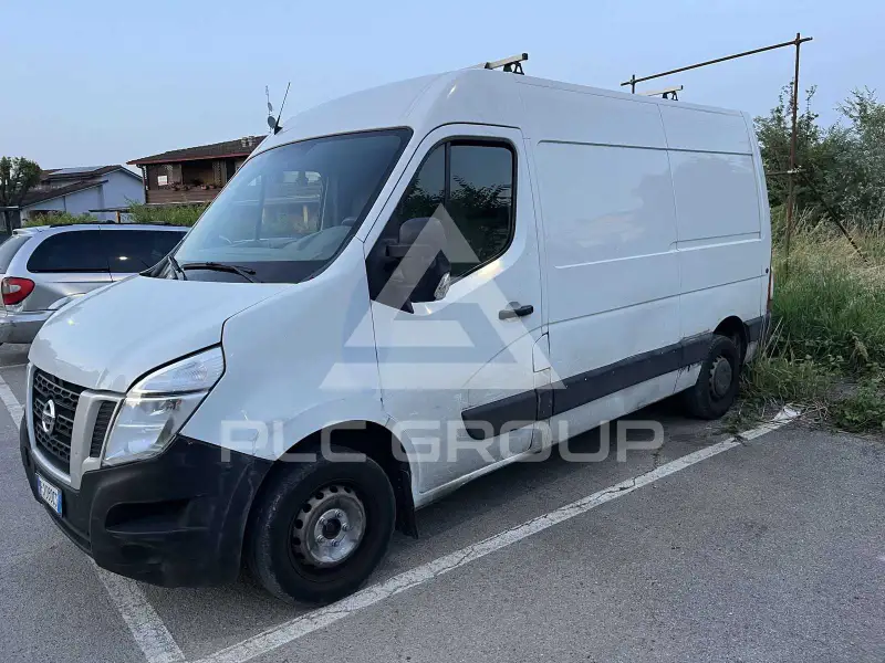 2017 Nissan NV 400