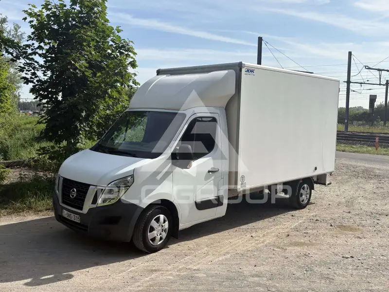 2017 Nissan NV 400