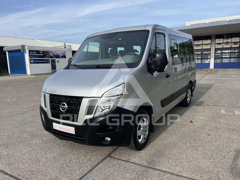 2017 Nissan NV 400