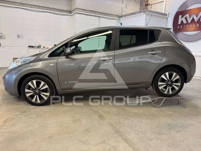 2017 Nissan LEAF