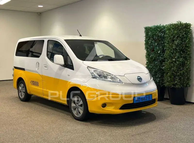 2017 Nissan NV 200