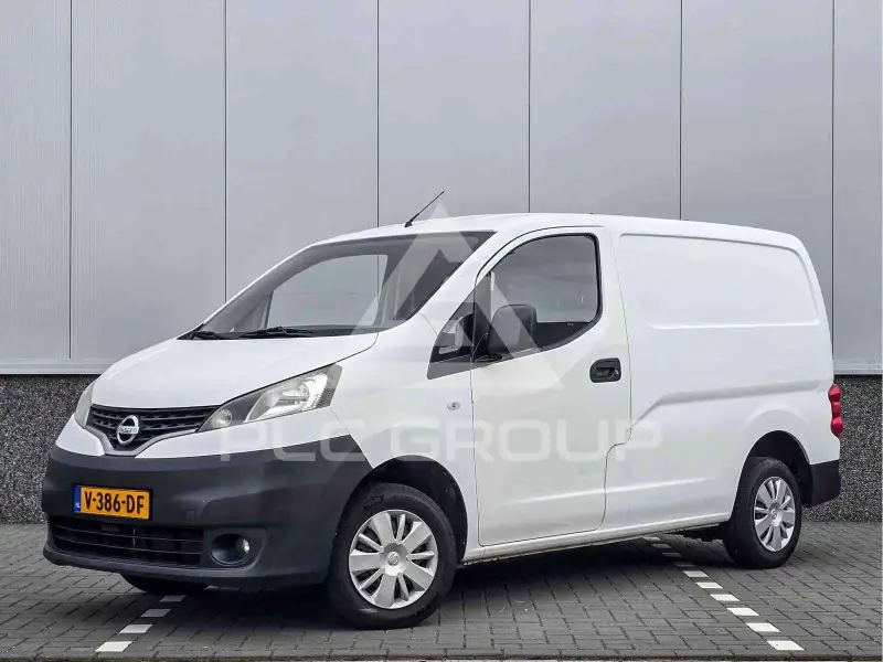 2017 Nissan NV 200