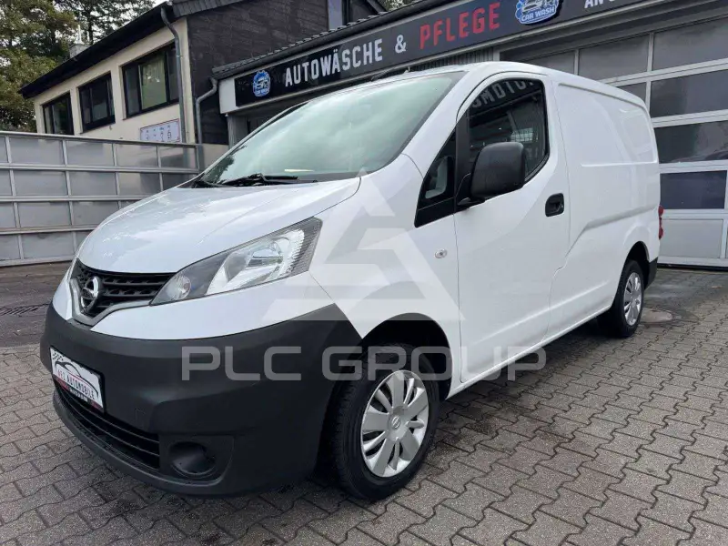 2017 Nissan NV 200