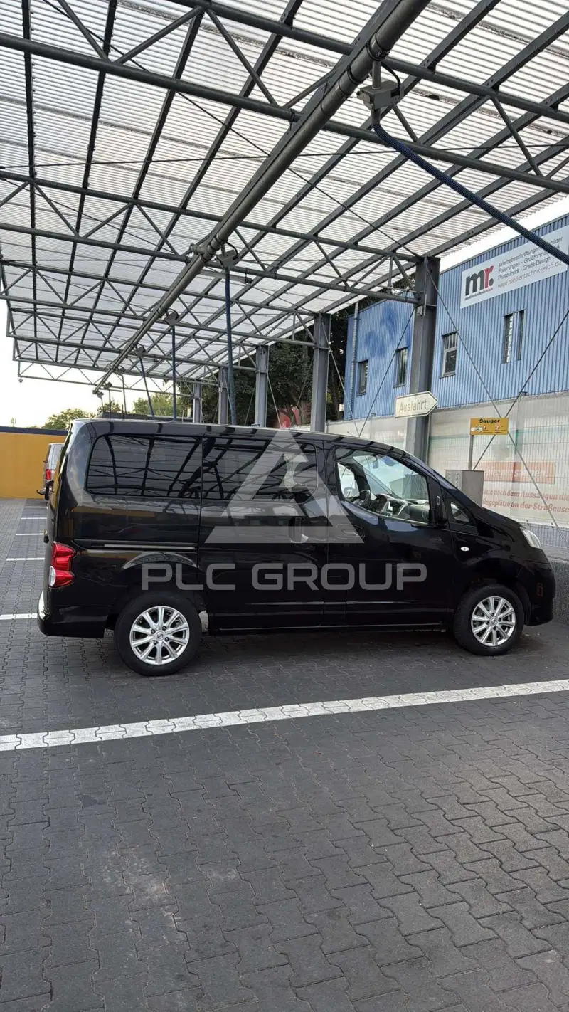 2017 Nissan NV 200