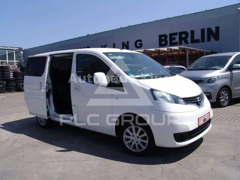2017 Nissan NV 200