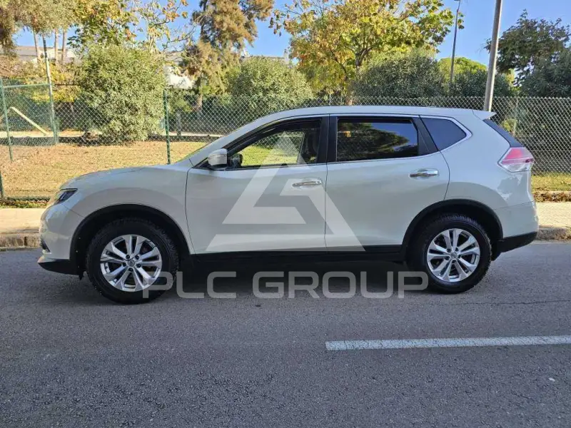 2017 Nissan X-TRAIL