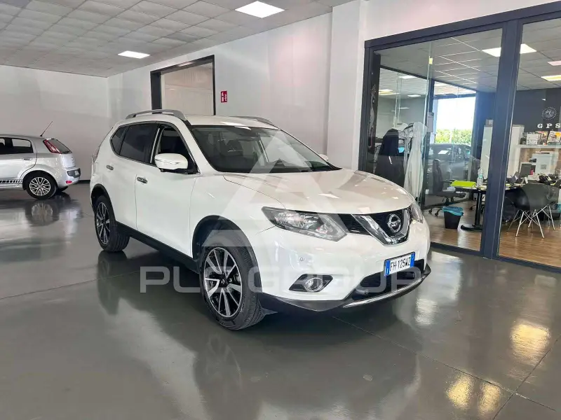2017 Nissan X-TRAIL
