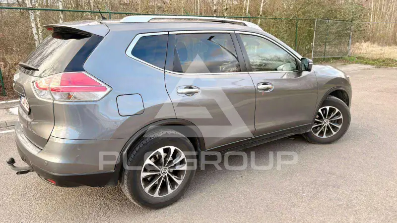 2017 Nissan X-TRAIL