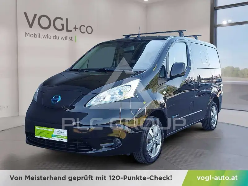 2017 Nissan NV 200