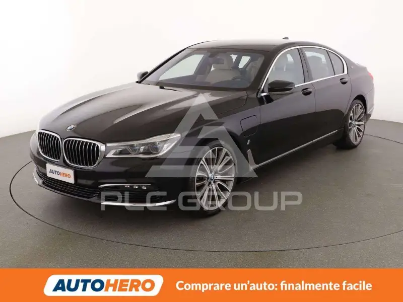 2017 BMW 740