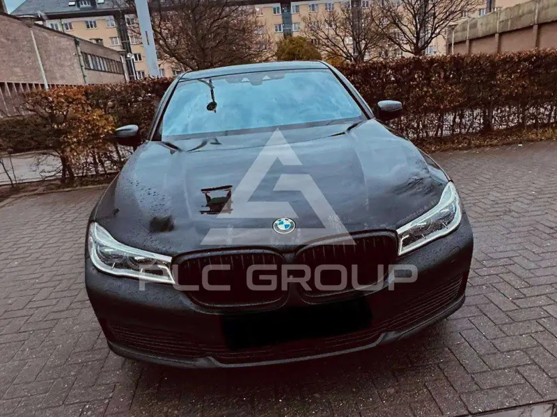 2017 BMW 740