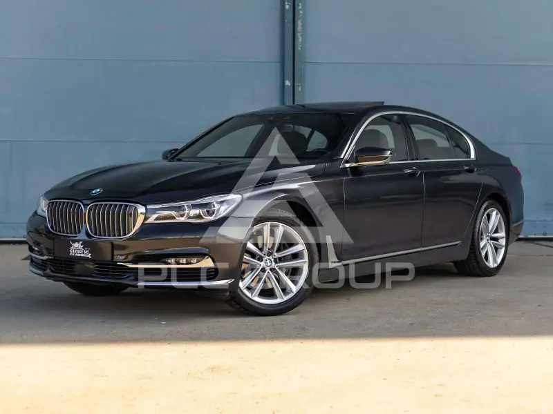 2017 BMW 740