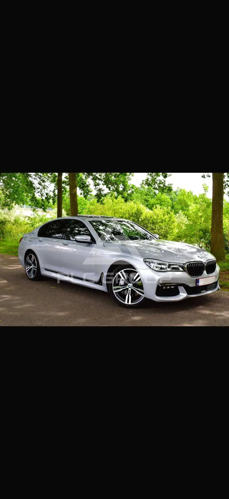 2017 BMW 740