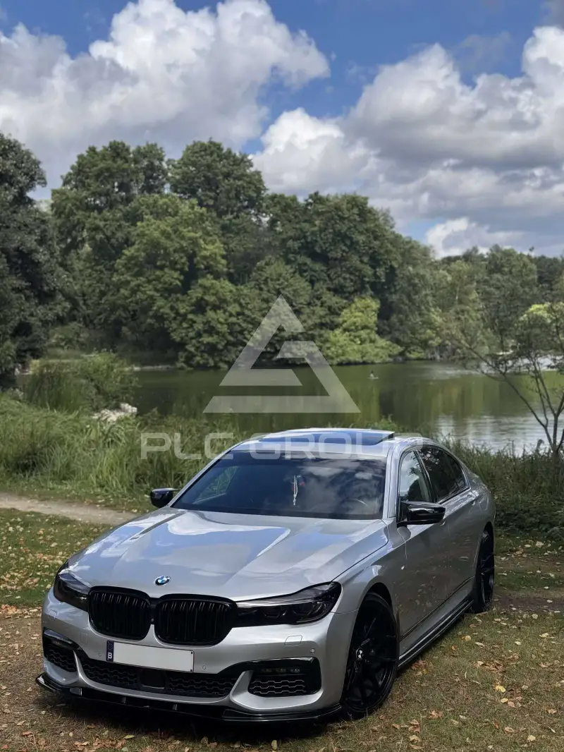 2017 BMW 740