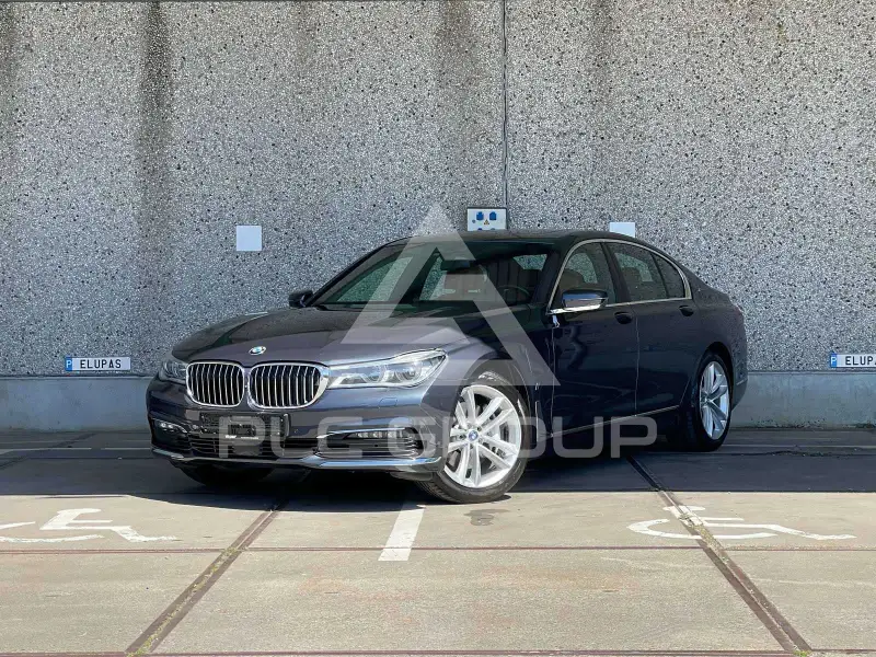 2017 BMW 740