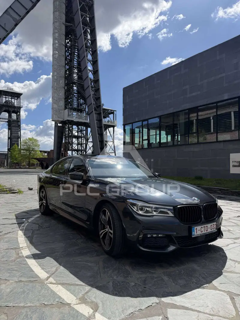 2017 BMW 740