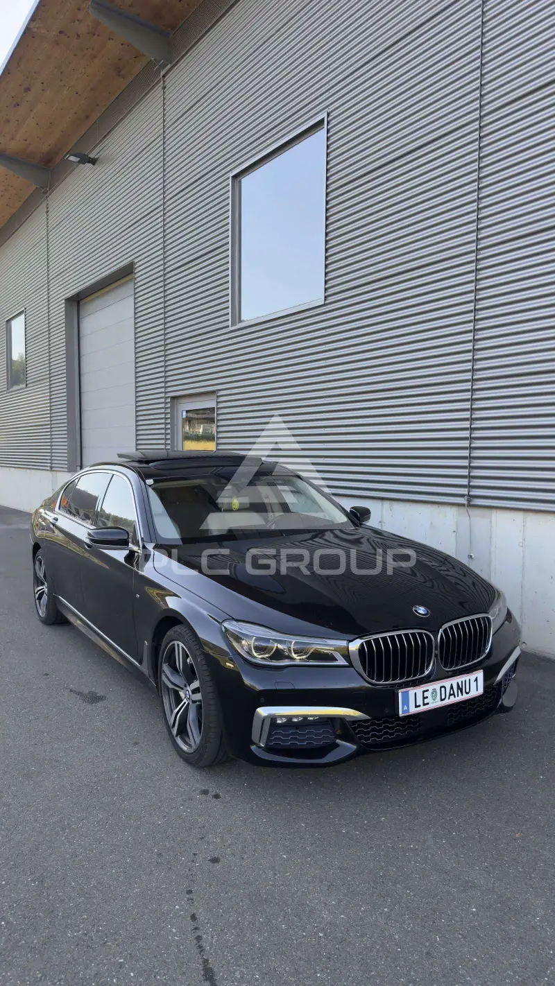 2017 BMW 740