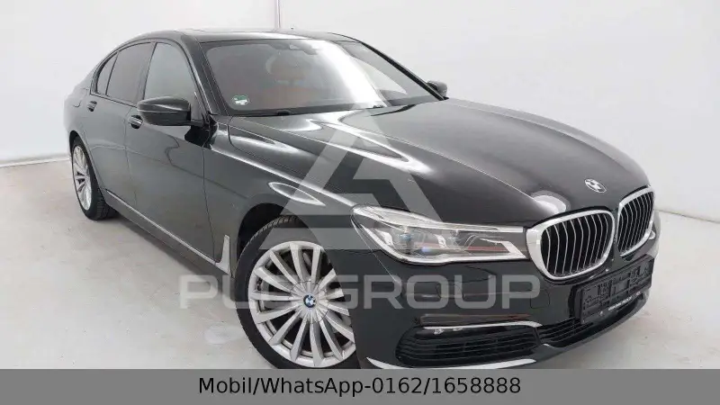 2017 BMW 750