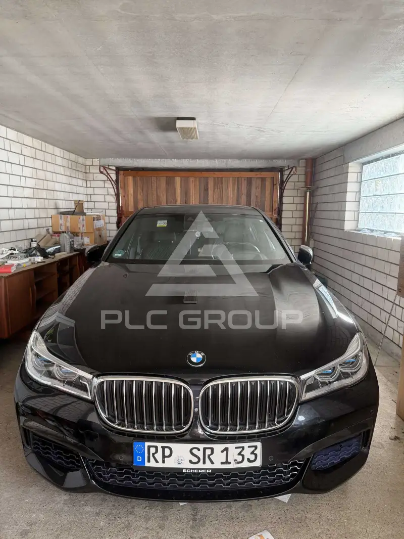 2017 BMW 750