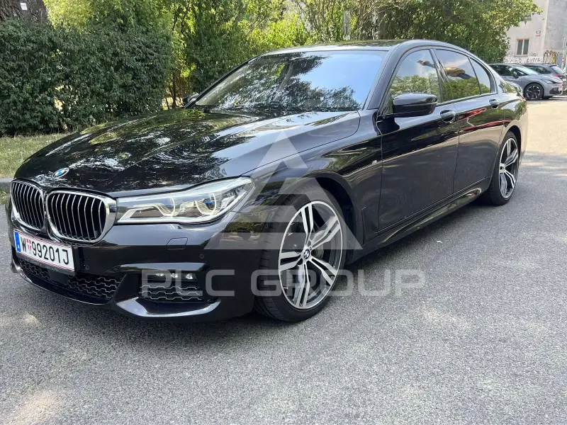2017 BMW 750