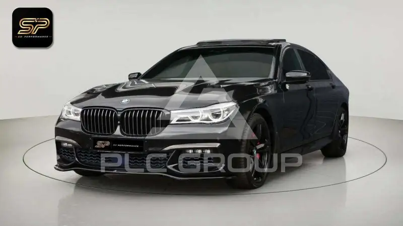 2017 BMW 750