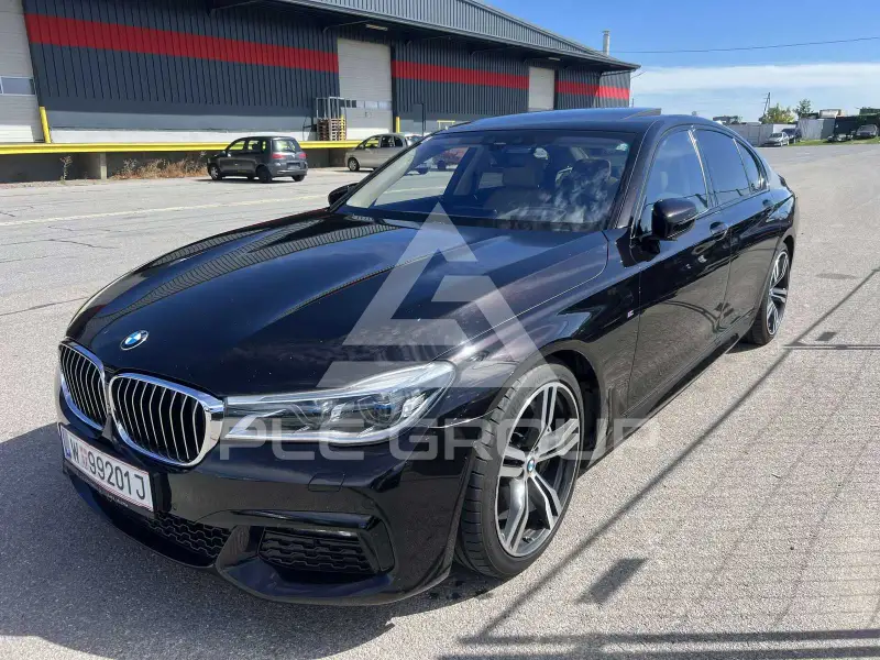 2017 BMW 750