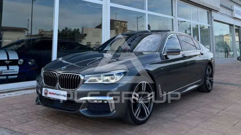 2017 BMW 750