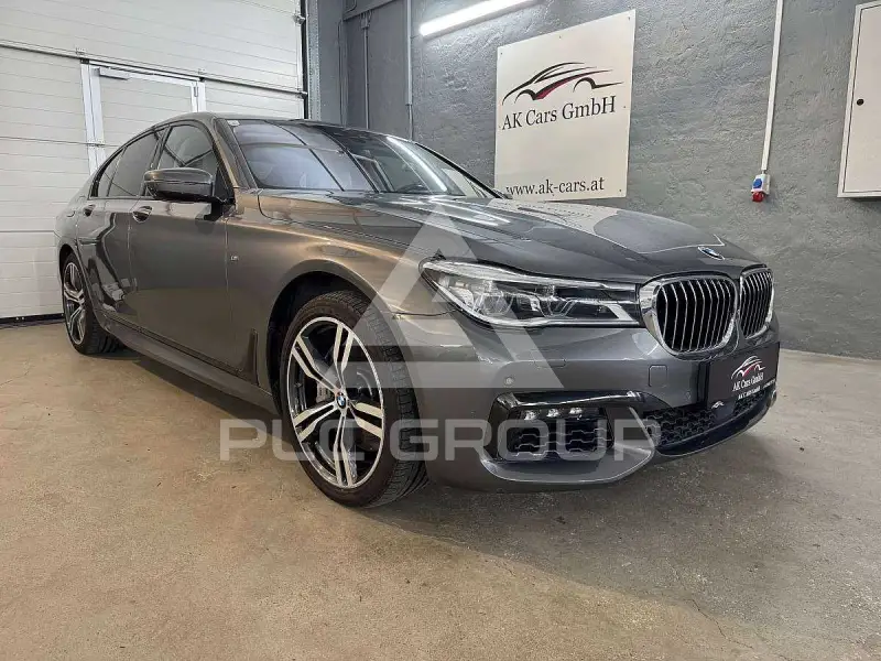 2017 BMW 750
