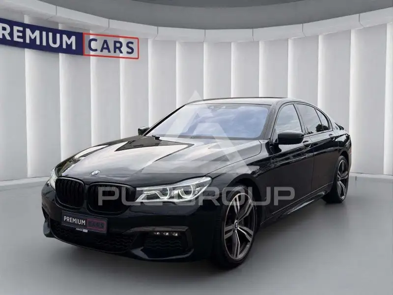 2017 BMW 750