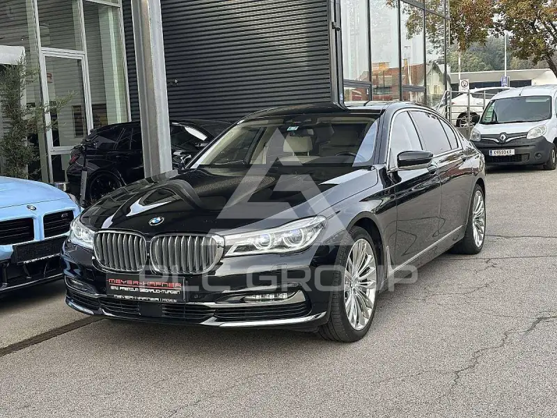 2017 BMW 750
