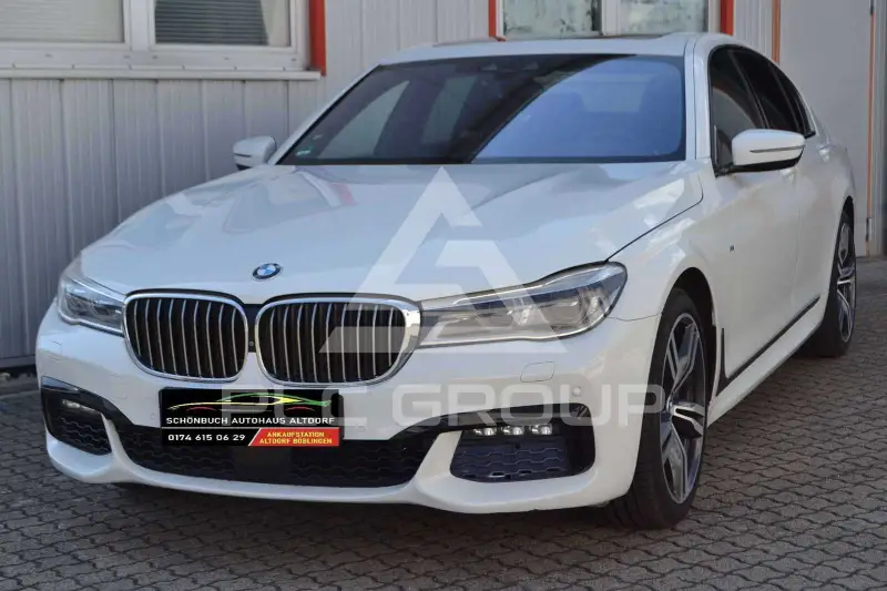 2017 BMW 750