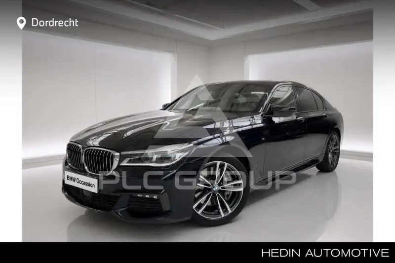 2017 BMW 750