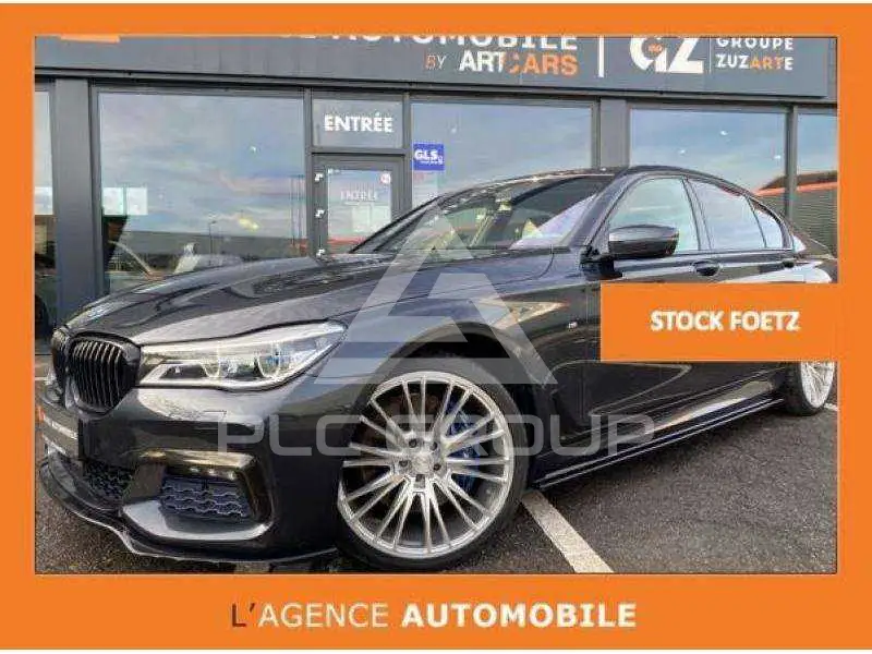 2017 BMW 750