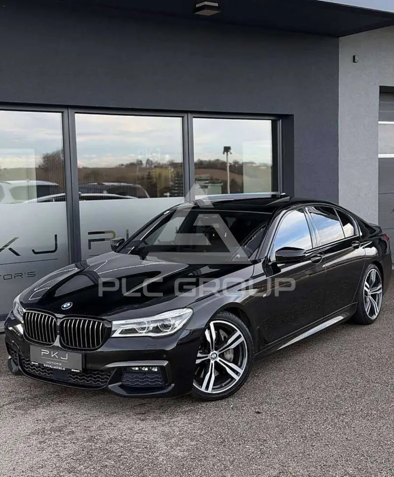 2017 BMW 750