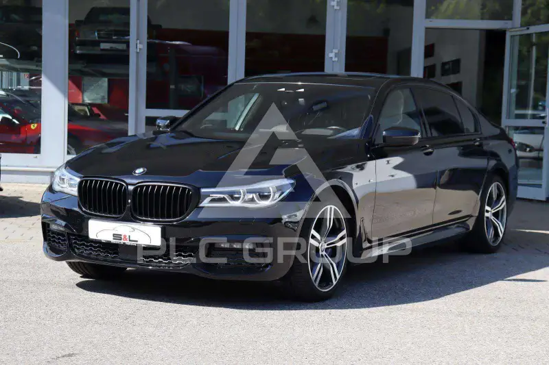 2017 BMW 750