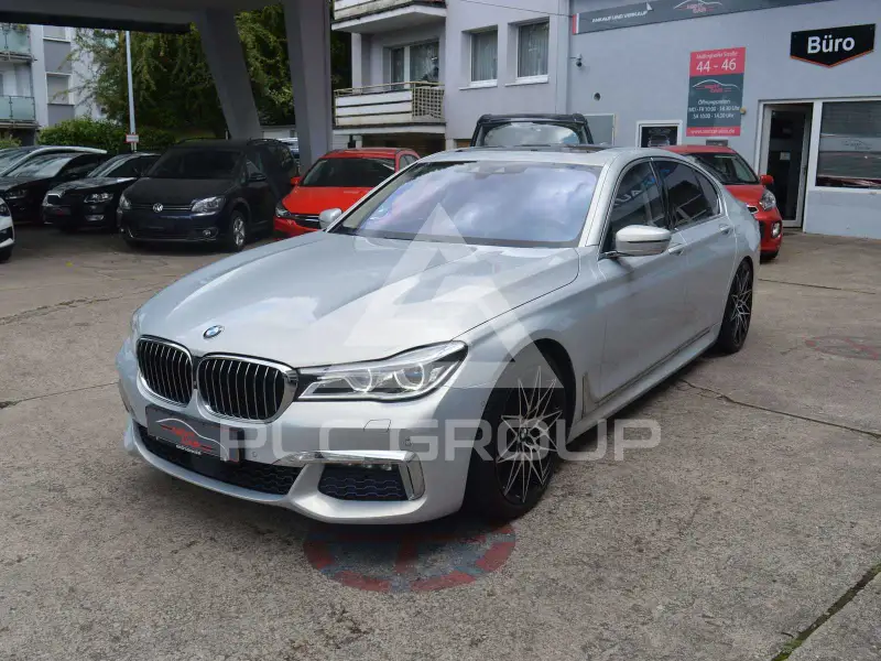 2017 BMW 750