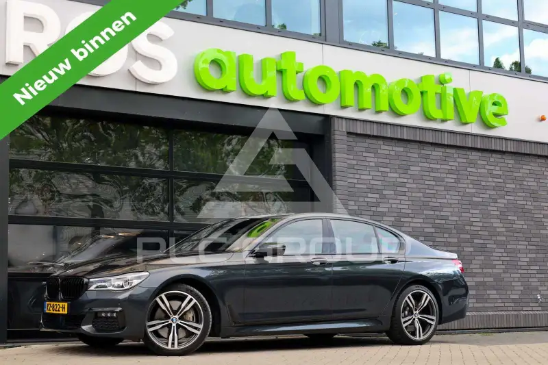 2017 BMW 750