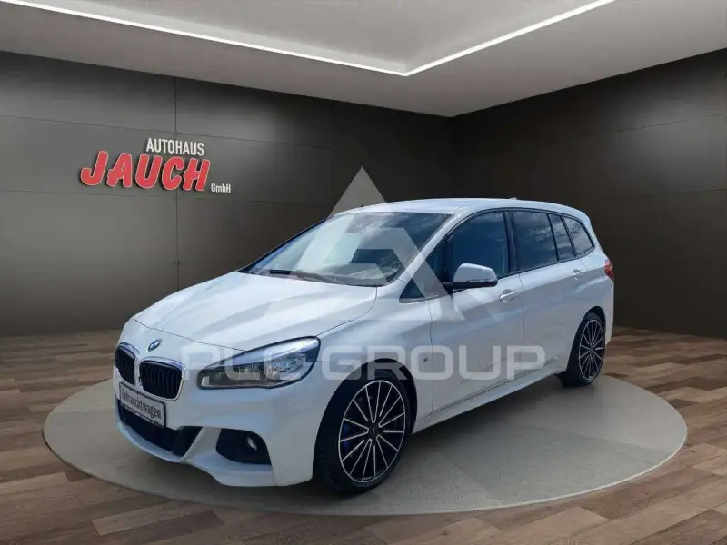2017 BMW 220