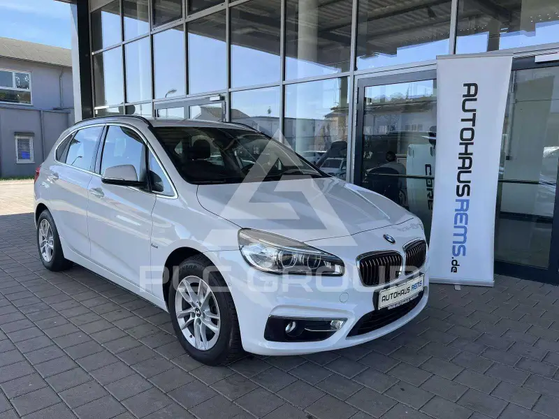2017 BMW 220