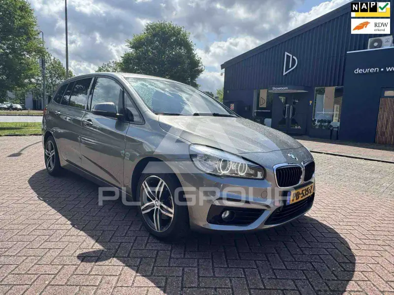 2017 BMW 216