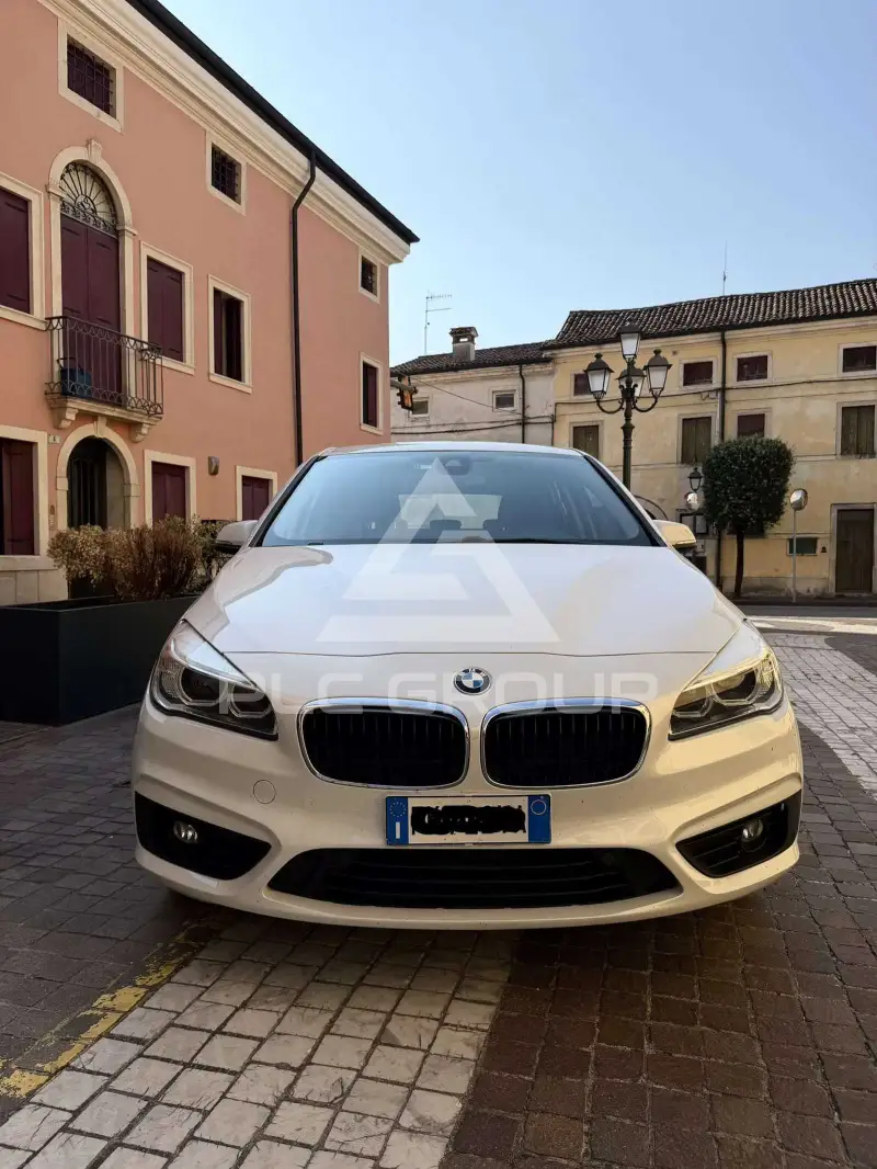 2017 BMW 216