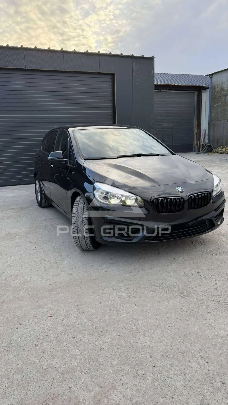 2017 BMW 216