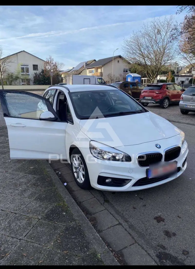 2017 BMW 216