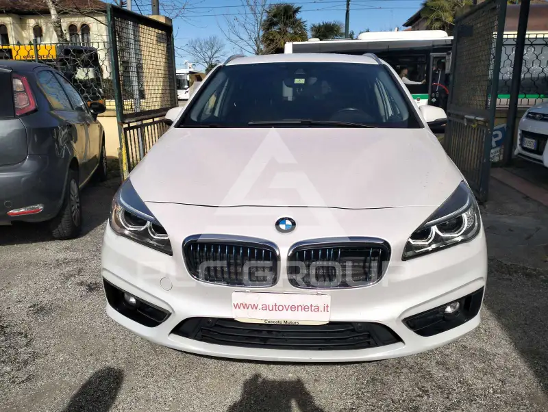 2017 BMW 225
