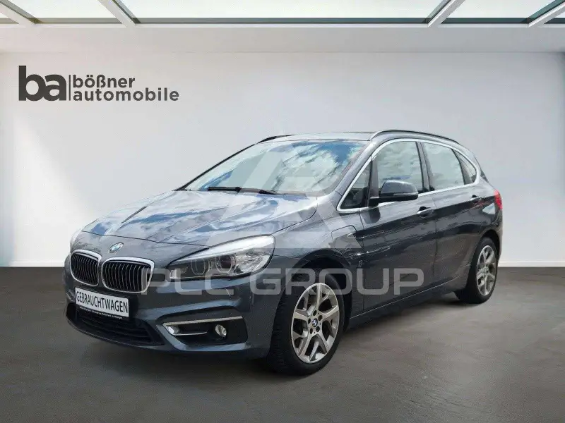 2017 BMW 225