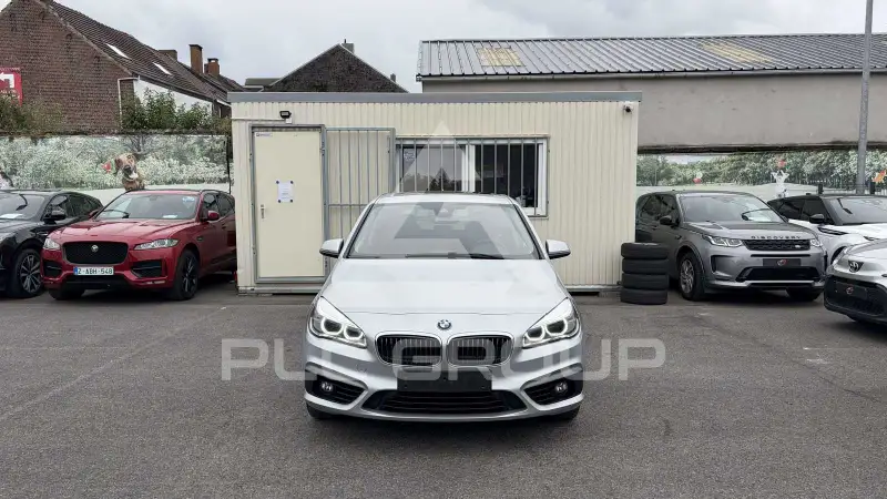 2017 BMW 225